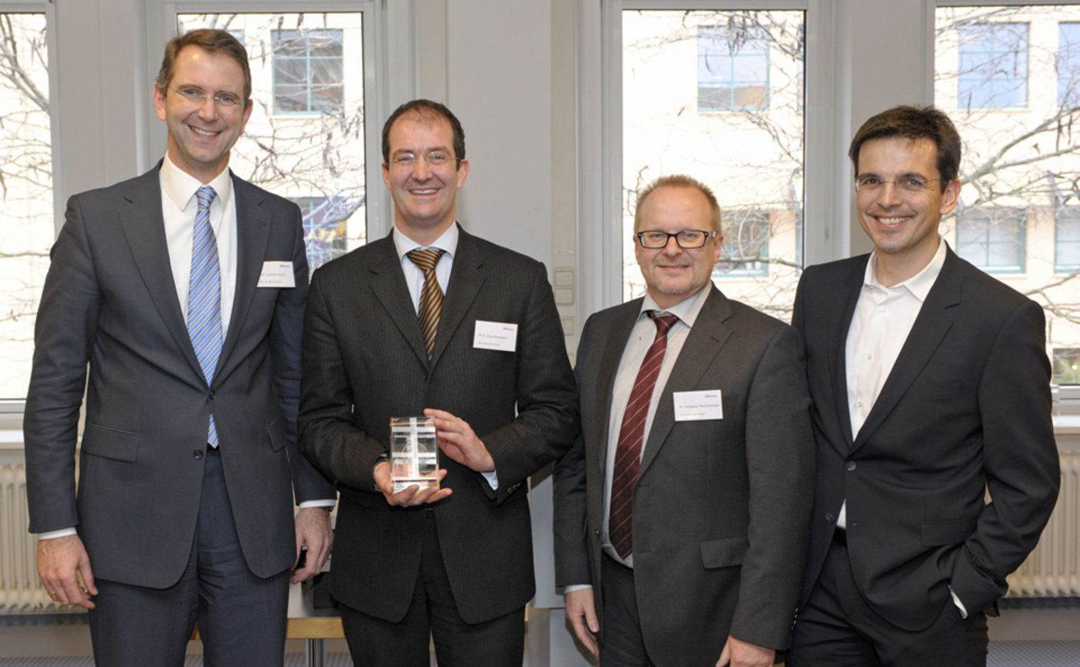 Dräxlmaier Group Wins Award For Supply Chain Excellence 